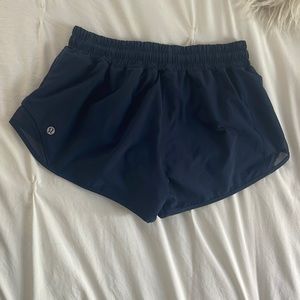 Lululemon Hotty Hot Shorts NAVY SIZE 4